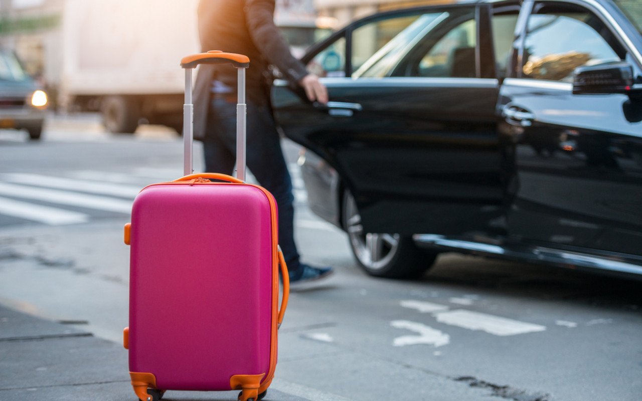 Traslado al aeropuerto con equipaje en Radio Taxi TF